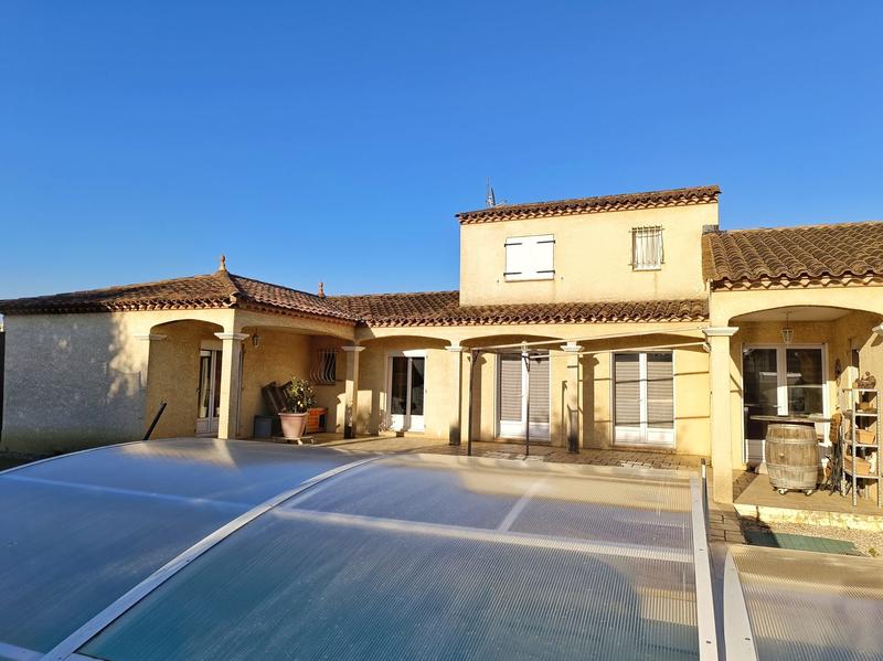Villa - 164 m² - 6 pièces