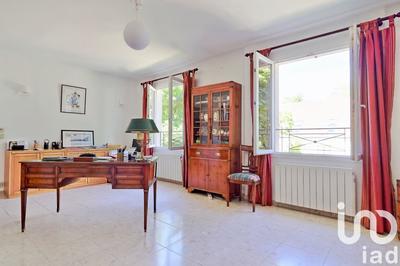 Maison - 188 m² - 8 pièces