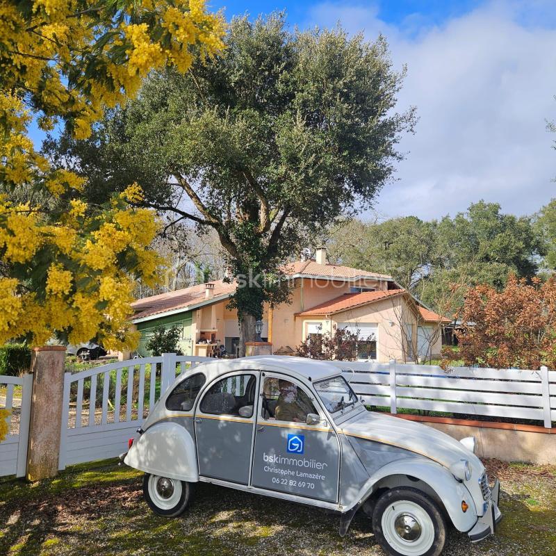 Maison - 187 m² - 6 pièces