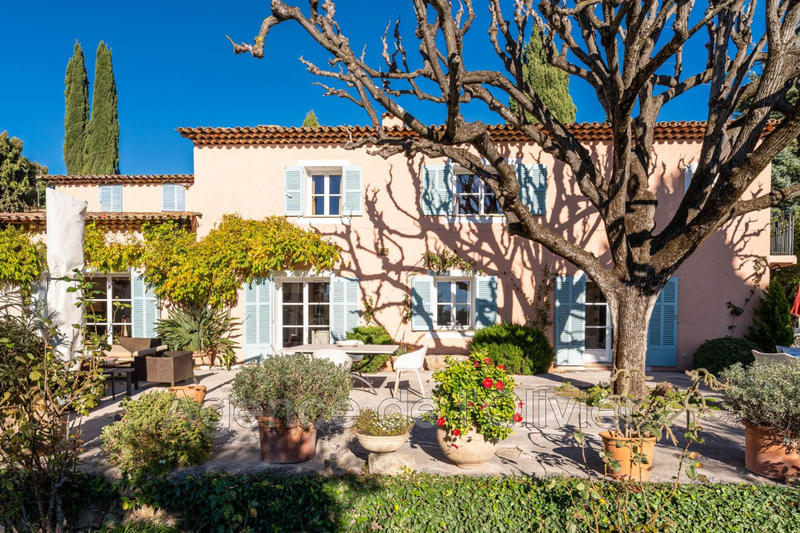 Bastide - 260 m² - 9 pièces