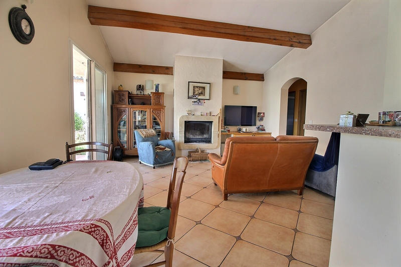 Maison - 204 m² - 9 pièces