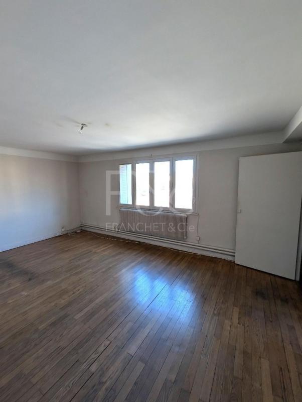 Appartement - 74 m² - 4 pièces