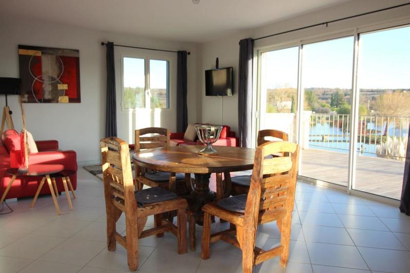 Propriété - 460 m² - 11 pièces