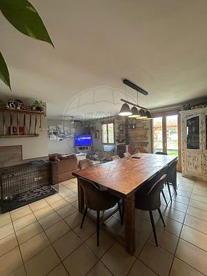 Maison - 91 m² - 4 pièces