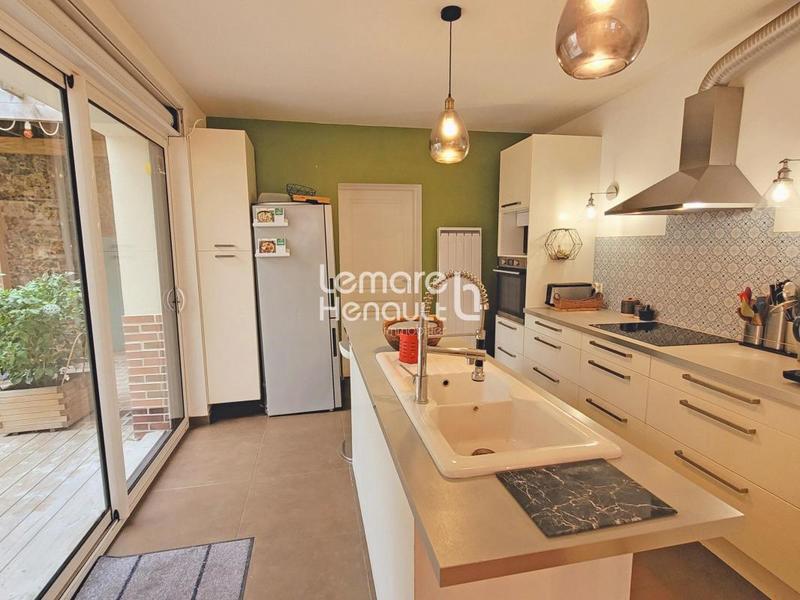 Maison de ville - 135 m² - 7 pièces