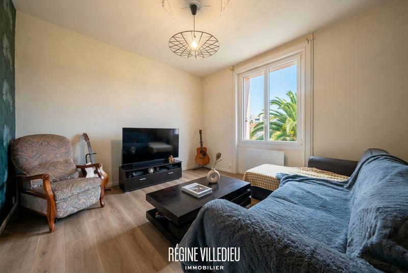 Maison - 90 m² - 3 pièces