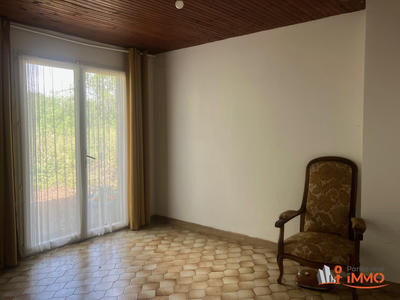 Maison - 92 m² - 4 pièces