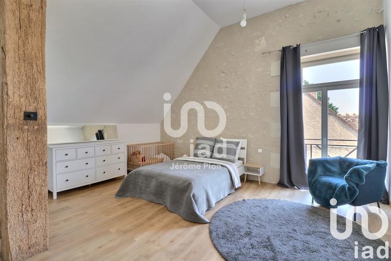 Maison - 470 m² - 10 pièces
