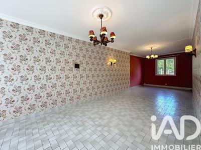 Maison - 111 m² - 5 pièces