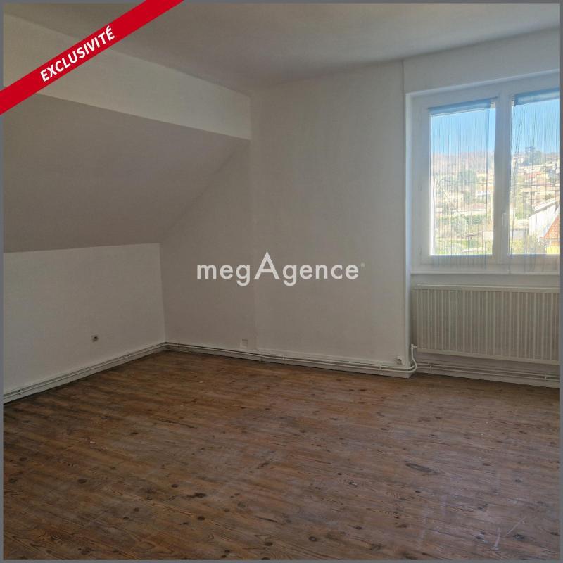 Maison - 328 m² - 12 pièces