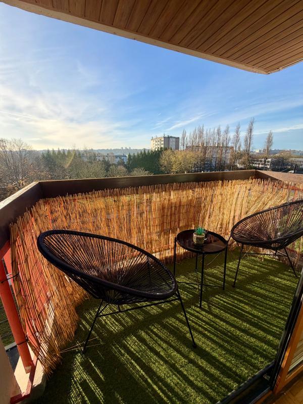 Appartement - 83 m² - 5 pièces