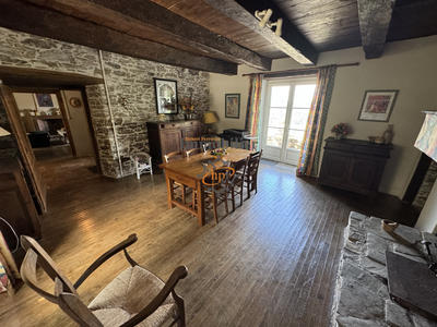 Maison - 190 m² - 4 pièces