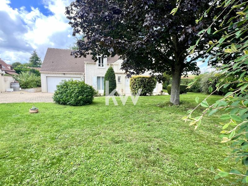 Maison - 135 m² - 6 pièces
