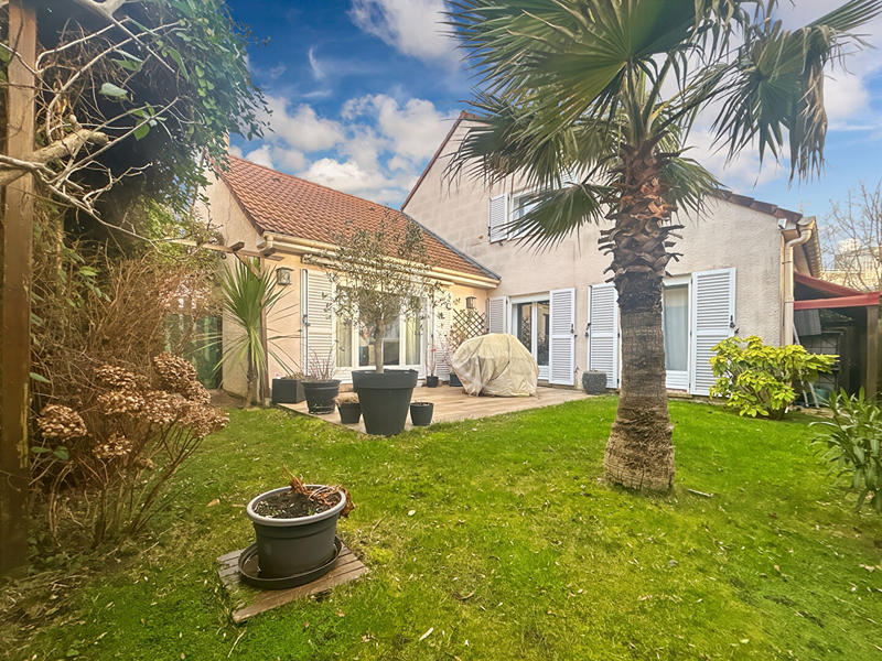 Maison - 117 m² - 6 pièces