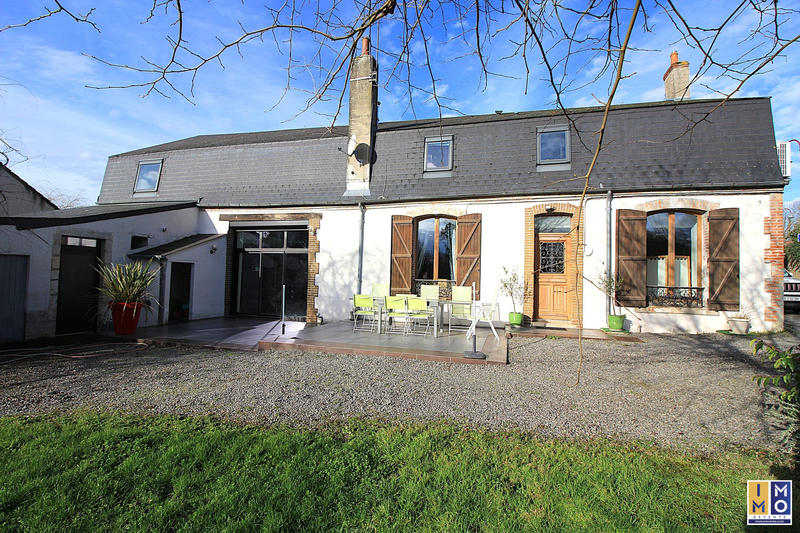 Maison ancienne - 260 m² - 7 pièces