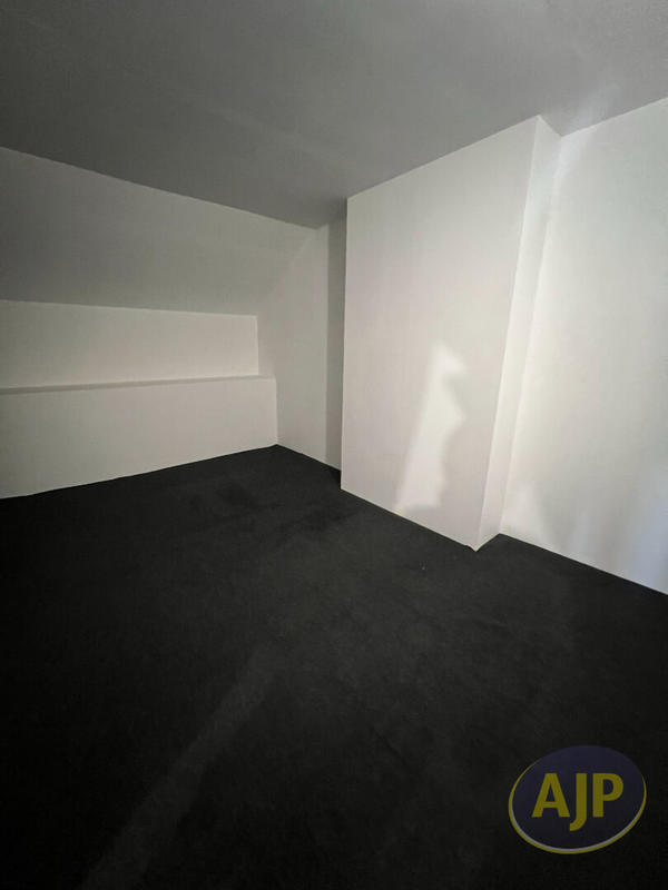 Maison - 107 m² - 3 pièces