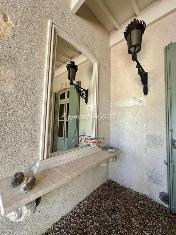 Maison de village - 430 m² - 12 pièces