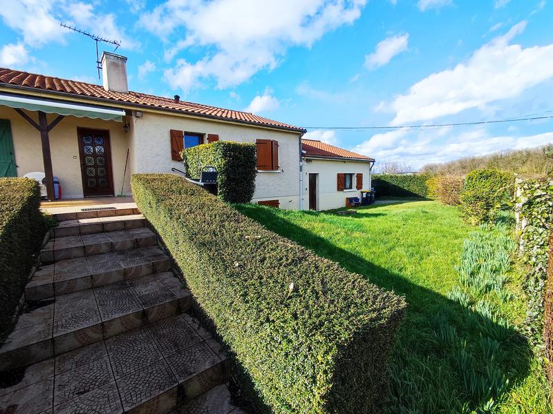 Maison de village - 91 m² - 4 pièces