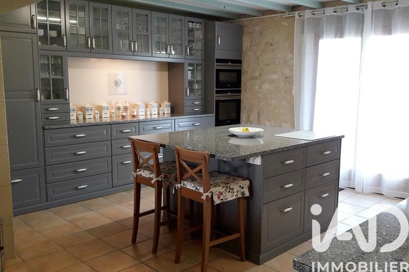 Maison - 499 m² - 16 pièces