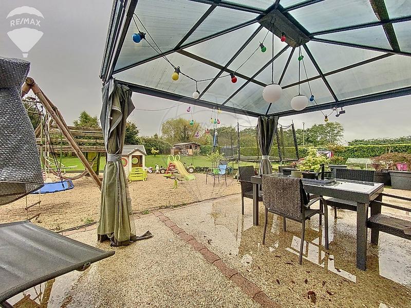 Maison - 113 m² - 6 pièces