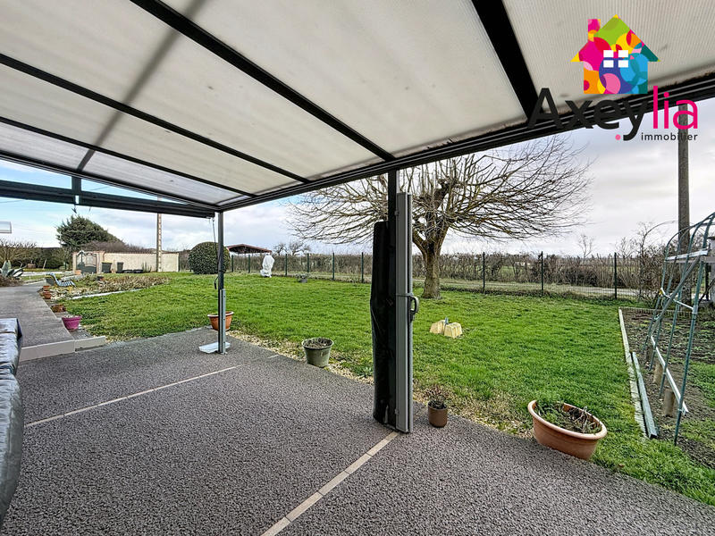 Maison - 252 m² - 8 pièces