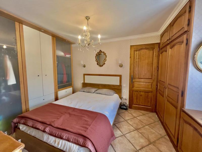 Maison - 101 m² - 5 pièces