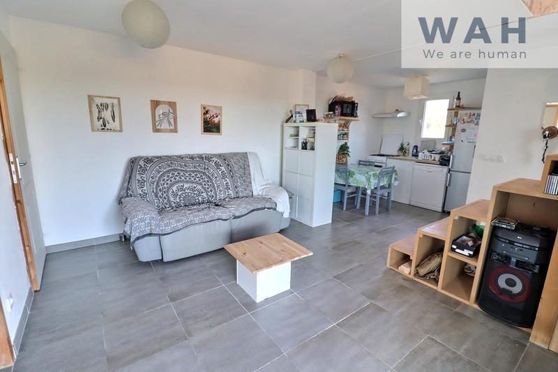 Villa - 291 m² - 9 pièces