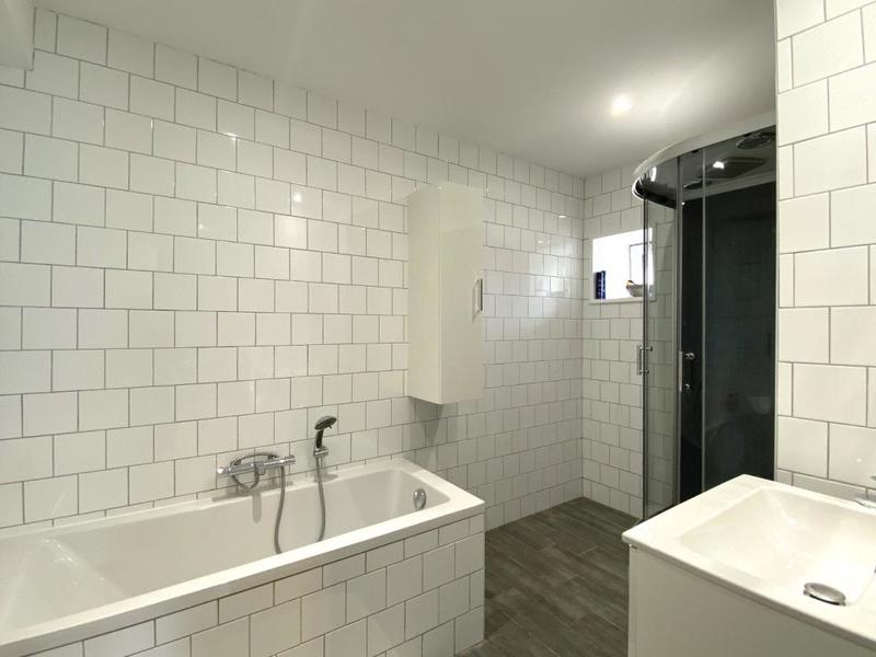 Maison - 175 m² - 10 pièces