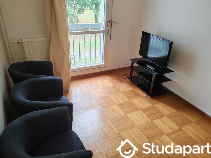 Chambre - 9 m² - 1 pièce