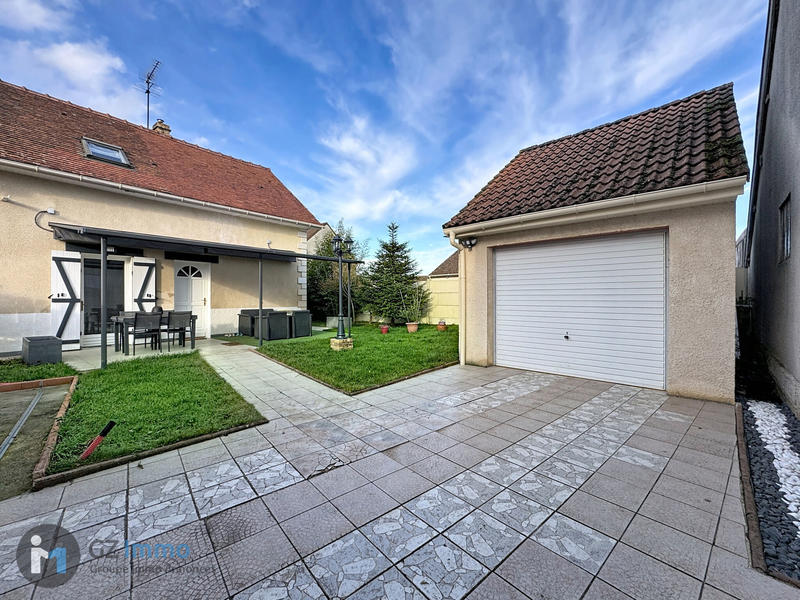 Maison - 98 m² - 6 pièces