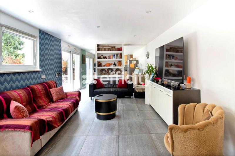 Maison - 105 m² - 4 pièces