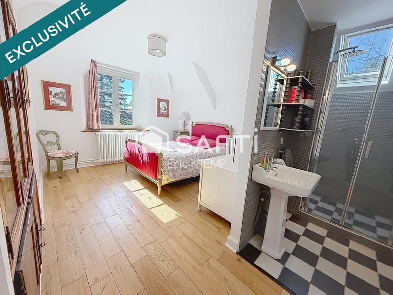 Maison - 195 m² - 6 pièces