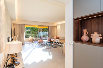 Appartement - 98 m² - 3 pièces