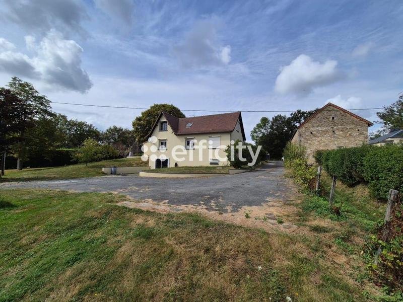 Maison - 200 m² - 7 pièces