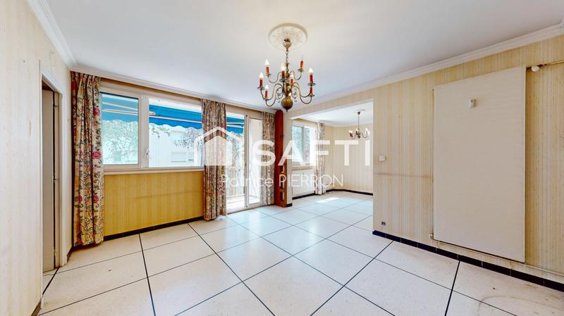 Appartement - 87 m² - 5 pièces