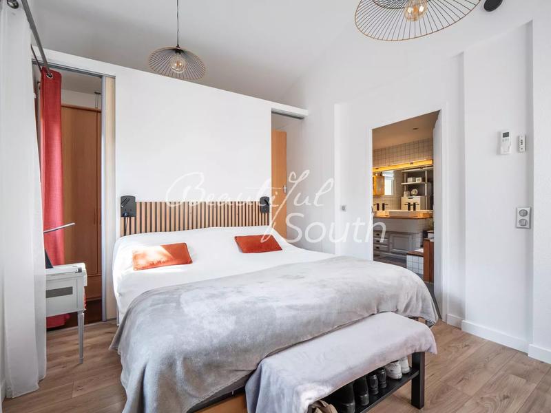 Villa - 263 m² - 5 pièces