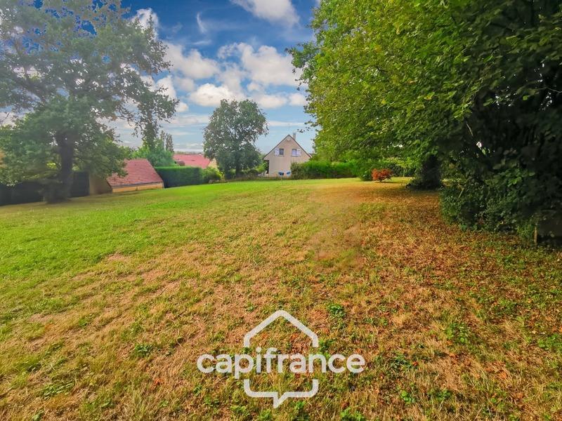 Terrain constructible - 2 530 m²