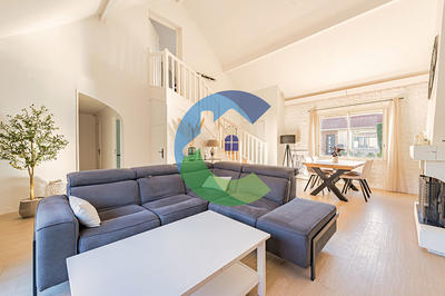 Maison - 120 m² - 5 pièces