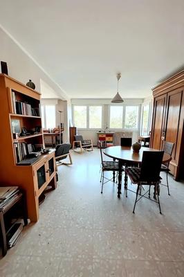 Appartement - 84 m² - 3 pièces