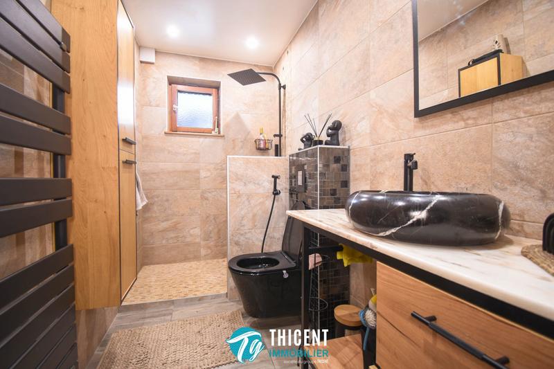 Maison - 158 m² - 7 pièces