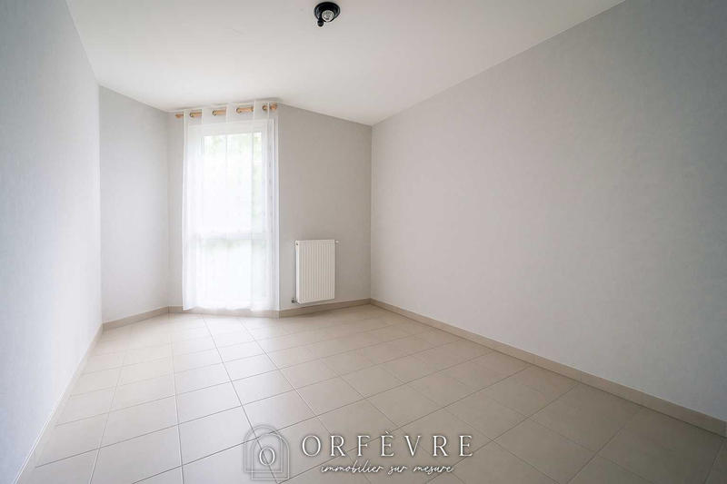 Appartement - 81 m² - 4 pièces