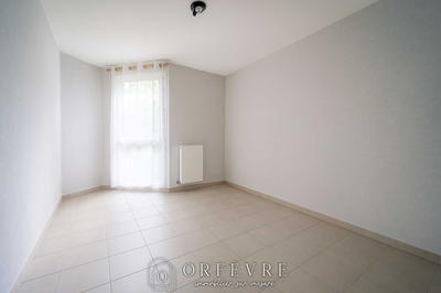 Appartement - 81 m² - 4 pièces