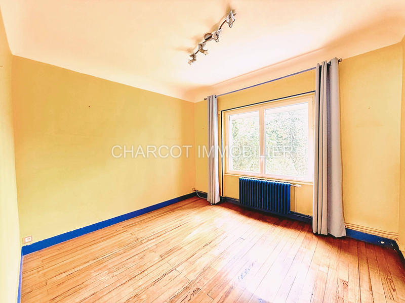 Maison - 172 m² - 8 pièces