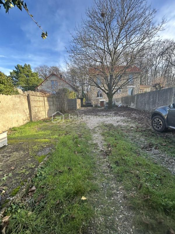 Maison - 86 m² - 4 pièces