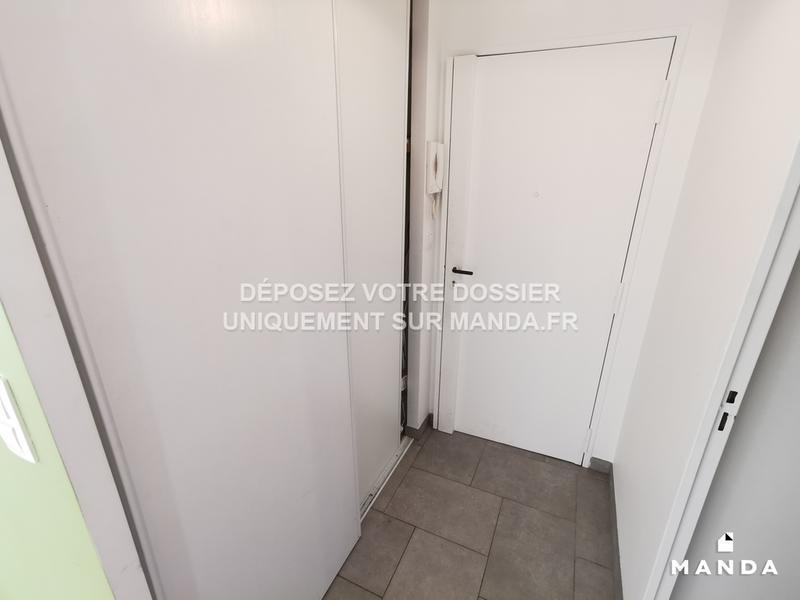 Chambre - 10 m² - 4 pièces