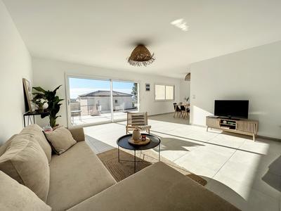 Appartement - 82 m² - 3 pièces