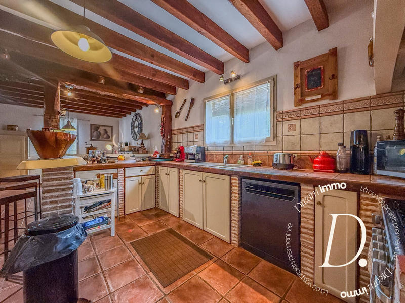 Maison ancienne - 238 m² - 5 pièces