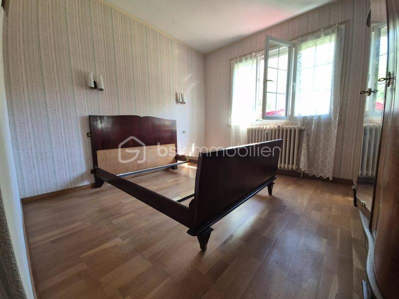 Maison traditionnelle - 90 m² - 4 pièces