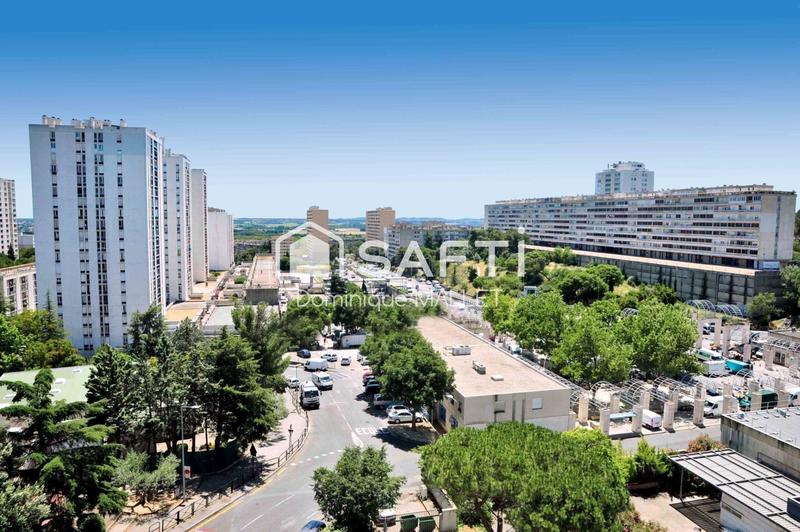 Appartement - 90 m² - 4 pièces