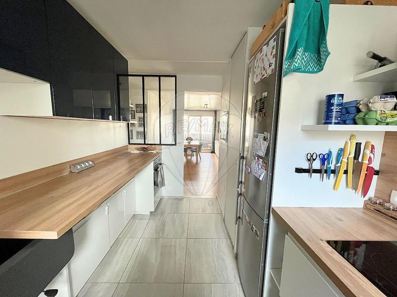 Appartement - 82 m² - 4 pièces